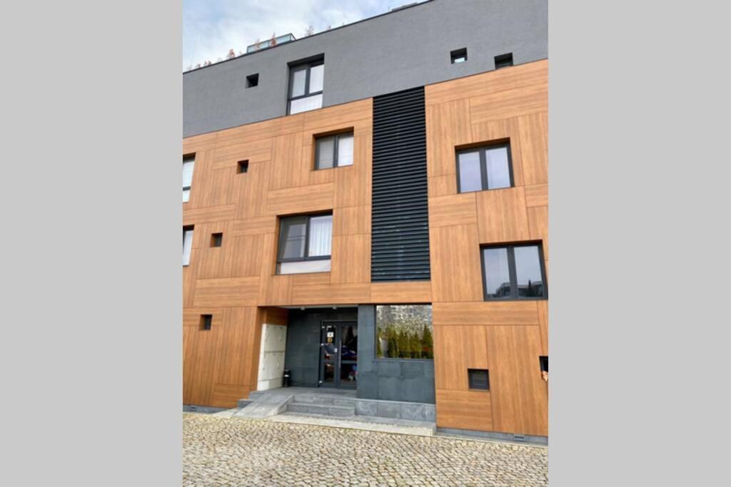 Cozy Red Bulldog Place In Apart-Complex/Pool Varna Exterior foto